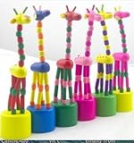 [CGベイビー]CG Babies 4 Dancing Giraffe Thumb Puppets Educational Wooden Toys to Develop Coordination an
