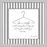 彼女はClothed尊厳と強さをFrench Grayストライプ、13.5 X 13.5壁アート