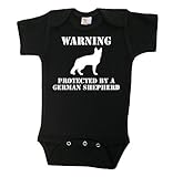 バッフル"警告: Protected by a German Shepherd "ブラックボディスーツ、ホワイトテキスト カラー: ブラック