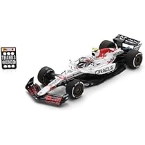 新品 レッドブル 日本 鈴鹿 マックス 2025年 F1 ミニカー　43 鈴鹿サーキット、1/43スケール「レッドブル」「レーシング・ブルズ