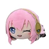 「劇場版プロジェクトセカイ 壊れたセカイと歌えないミク」寝そべり ぬいぐるみ“教室のセカイの巡音ルカ”