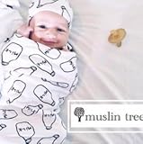 (Muslin Tree)赤ちゃん快眠♪【全4柄 おくるみ】120cm x120cm /ミルク柄/アルファベット柄/三角柄　出産祝い　プレゼント (アルファベット)