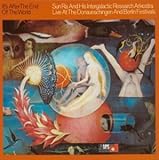 ���E�̏I��