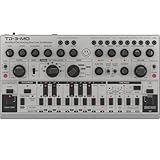 Behringer アナログベースラインシンセサイザー Modded Outモデル USB/DIN MIDI対応 VCFのMIDI CCコントロール対応 サブオシレーター/オーバードライブ搭載 16ステップシーケンサー TD-3-MO-SR シルバー
