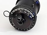 ラミネート加工32 x 24ポスター: Curta機械計算機リヒテンシュタインメカニックHandcranked Cranked計算数学計算マシン番号クランクデバイスハンドルレバーメタル古いアンティーク