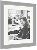 AshleyフレームプリントWoman atユニオン駅、壁アートホーム装飾、ag6386887 40x34 Silver Frame 6386887-AFPP1-SB24