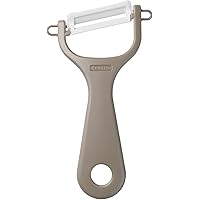 京セラ セラミック ピーラー サビない お手入れ簡単 皮むき器 ラテベージュ 斜め刃タイプ 軽く鋭い使い心地 切れ味が続く 金気をうつさない 除菌漂白 OK CP-NA08LBG