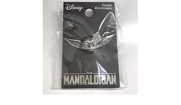 Amazon Co Jp Disney ディズニー The Mandalorian マンダロリアン The Child Pewter Lapel Pin ラペルピン 並行輸入品 ジュエリー