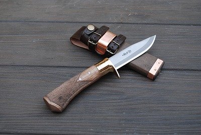 https://images-fe.ssl-images-amazon.com/images/I/41QJ%2BAGW8OL.jpg