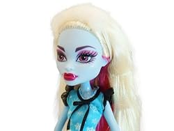 雪男“イエティ”の娘：アビー・ボミナブル