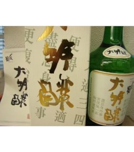 Amazon.co.jp: 〆張鶴 大吟醸 金ラベル 720ml 2024年11月詰 : 食品