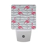 AlazaピンクフラミンゴグレーSea Wave Ocean LED Night Light Dusk to Dawnセンサープラグin Night Home Decorデスクランプfor Adult