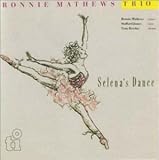 �Z���i�̃_���X