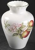 ロイヤルドルトン 花瓶 アッシュベリー [並行輸入品]