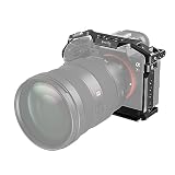 SmallRig A7 III / A7R III カメラケージ Sony Alpha 7 III/Alpha 7R III 用、アルカ規格用クイックリリースプレート付きアルミニウム合金、内蔵コールドシュー、NATO レール、ネジ穴付き 軽量 取付便利 耐久性 ビデオカメラ ケージ- 2087D