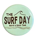オンザビーチ 缶バッチ 缶バッジ 57mm Lサイズ 大きめサイズ 目立つ サーフィングッズ サーフグッズ サーフィン SURF (SURF DAY（L）)