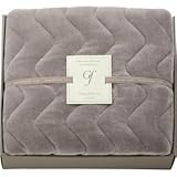 『初盆 粗供養 香典返し 法要 引き出物 お返し などに人気の商品』　グランフランセヌーベル　ハイソフトタッチ敷パット　バイオレットグレー　【掛け紙・包装可】