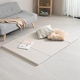 モダンデコ プレイマット 折りたたみ マット 極厚4cm のクッション性 防音マット お昼寝 PUレザー お手入れ簡単 120×160cm (ミルキーベージュ, レギュラーサイズ)