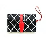 QIAONAI ベビー用　おむつ取替えマット 新生児 赤ちゃん用　おむつ替えシート　柔らかい　防水　おしめパッド　コンパクト　折り畳み式　収納可能　携帯便利　洗濯可能　おしりふきケース付き　ストラップ