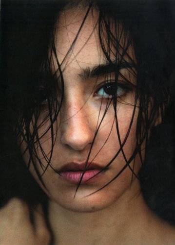 男女別 眉毛が太い人の特徴と手入れの方法 メイク コスメできれいになるならuranaru