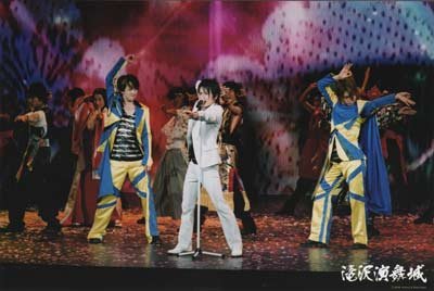 関ジャニ アダムとイヴ 歌詞とmvを解釈 セクシーな横山 大倉に悶絶 アダムとイヴは何を表す 音楽メディアotokake オトカケ