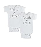 Twins Infant One Piece Bodysuits – Born Together、Friends Forever