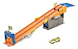 Hot Wheels Rooftop Race Garage Exclusive Playset [並行輸入品]