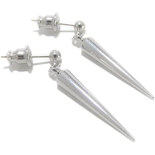 『ダガ―スタッド』 ピアス クロムハーツ（Chrome Hearts）ピアス ダガー ノーズ スタッド