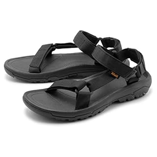 この夏に履くサンダルは 18春夏のユニクロuのサンダルがおすすめ Room78