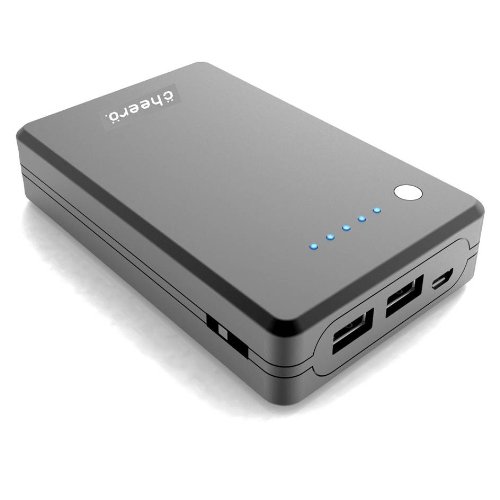 2740円でiPhoneを約5回充電可能な大容量モバイルバッテリー