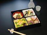 京料理 矢尾卯 季節の行楽弁当「松花堂」