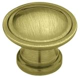 Libertyハードウェア70473 30 mm。アンティーク真鍮Ridgeノブ