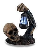 Sinister Skull Holding LED Solar Lantern Outdoor Decoration [並行輸入品]