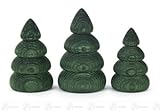 トランク、水平な形態、およそ 8 つの cm の鉱石山の木製の木のクリスマスツリーの緑の高さのない中央山塊の木製の木の木