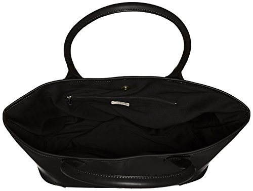 最近のトートバッグはビジネスシーンにもぴったり 男性のみなさん トートバッグは今や女性の物だけではありません メンズビジネストートバッグ11選 ちょびちゃんねる