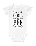 バッフル" You Ain ' t Cool Unless You Pee Your Pants "ブラックテキスト、ホワイトOnesie カラー: ホワイト