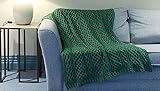 Carraig Donn Irish ケーブルニットブランケット ケルトアランスロー - 100%メリノウール アイルランド製 - 40インチ x 55インチ (102 x 140) (キウイ/コネマラグリーン)
