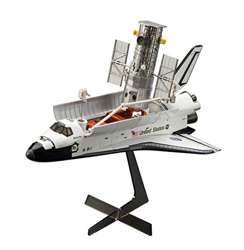 ハセガワ 1/200 ハッブル宇宙望遠鏡 &スペースシャトル オービター w/宇宙飛行士 プラモデル 10821