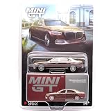 MINI GT 1:64スケール MERCEDES-MAYBACH S 680 (GOLD/DARK RED METALLIC) メルセデス マイバッハ S680 ゴールド/ダークレッドメタリック ブリスターパッケージ MGT00962-BL [並行輸入品]