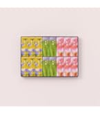 Amazon.co.jp: とらや 小形羊羹いちご10本入 : 食品・飲料・お酒