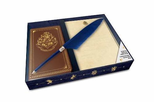 Harry Potter: Hogwarts School of Witchcraft and Wizardry Desktop Stationery Set (With Pen) (Harry Potter Stationery)の表紙
