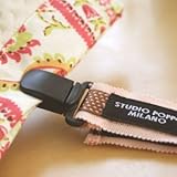 StudioPOPPOベビーカー用ひざかけクリップ（ピンク/ブラウン）