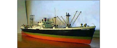 DeansMarine ”ハドソン・ゲート”（Hudson Gate）330