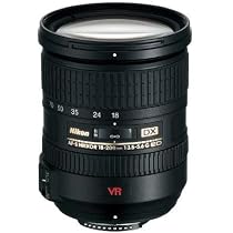 ニコンズームレンズ18-200mm手ブレ補正VRII