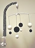 Bacati - Dots/pin Stripes Black/white Musical Mobile by Bacati [並行輸入品]