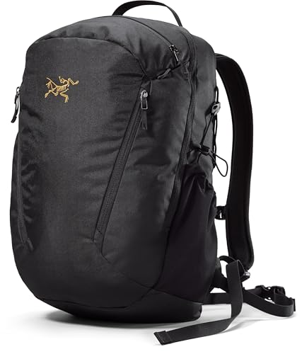 アークテリクス マンティス 26の洗練されたミニマルデザイン