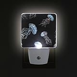 Alaza LED Night Light withスマートDusk to Dawnセンサー、Hand DrawnクラゲMedusas水彩プラグin Night Light Great Forベッドル