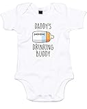 (パパの飲み友達。) Daddy's Drinking Buddy, プリント　ベビースーツ - 白/カラートランスファー 3-6 ヶ月