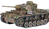 プラッツ ガールズ＆パンツァー最終章 III号戦車J型 黒森峰女学園 冬季無限軌道杯準決勝のエリカ隊長車です! 精密履帯付属 1/35スケール プラモデル GP-90