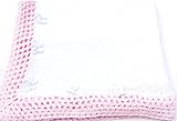 ニットかぎ針編みFinishedホワイトコットンピンクTrim Blanket with Whitパール花。
